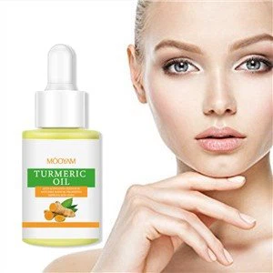 Organisk gurkemeie essensiell olje